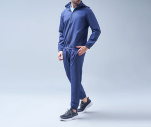 Ensemble survêtement coupe-vent réfléchissant imprimé personnalisé, léger et respirant, grande taille, style urbain, vente en gros - Product Image 2