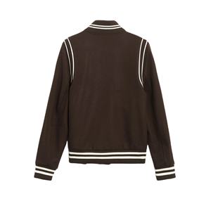 Chaqueta Varsity de Lana Vintage Personalizada OEM para Hombre, Talla Grande, Estilo Urbano, Nuevas Franjas en los Hombros, Bordado Chenille, Transpirable - Product Image 2