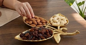 Bandeja de Metal con Forma de Hoja de Oro de 3 Compartimentos para Servir Nueces, Frutos Secos, para Mesa de Boda o Fiesta - Product Image 4
