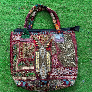 Sac de shopping grand format pour femme fait main, sac fourre-tout indien perlé, sac à bandoulière Banjara - Product Image 1