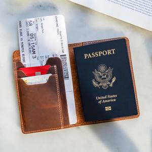 Porta Pasaportes Unisex de Cuero Genuino Ecológico a Precio de Fábrica, Cartera de Viaje Personalizada con Bloqueo RFID, Funda Protectora PTH-0138 - Product Image 6