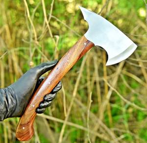 Hache professionnelle en acier inoxydable avec manche ergonomique en bois pour le camping en plein air - Product Image 4