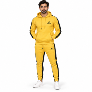 Conjunto Deportivo Premium de Felpa con Estampado, Sudadera con Capucha y Pantalones Jogger de Corte Regular, Ropa Deportiva de Invierno, Ropa Casual para el Día a Día, 100% Algodón, Personalizable - Product Image 1