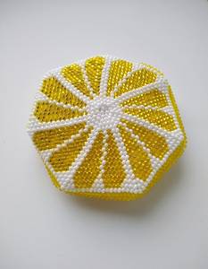 Porte-monnaie en perles citron : Sac en perles de rocaille au crochet fait main, fruit jaune - Product Image 4