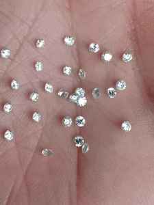 เพชร VS1 ทรงกลมเจียระไนแบบบริลเลียนท์ เพชรเลี้ยงในห้องปฏิบัติการ น้ำหนัก 0.01 ถึง 1.00 กะรัต เพชรเม็ดเดี่ยวสำหรับทำแหวน เครื่องประดับ ของขวัญ - Product Image 2