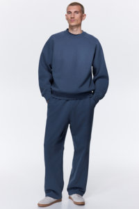 เสื้อสเวตเชิ้ตคอกลมผู้ชาย ผ้าเนื้อนุ่มสบาย เหมาะสำหรับฤดูใบไม้ร่วงและฤดูหนาว - Product Image 4