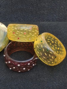 Bracelets en résine Chic Vibe au design tendance, finition lisse, prix d'usine en gros - Product Image 5