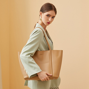 Bolso Tote de Cuero Clásico Estilo 2026, Diseño Abierto y Minimalista para Uso Diario, Cuero Premium - Product Image 4