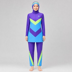Ensemble de maillot de bain modeste 3 pièces à couvrance intégrale avec manches longues et couvre-tête, taille haute ornée de cristaux - Product Image 1