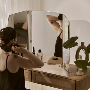 <b>Makeup</b> Cosmetic Decorative <b>Mirror</b> Clear Frame Tabletop <b>Makeup</b> <b>Mirror</b> Best Quality Home And Shop For Girls Reasonable Price - Product Image 2