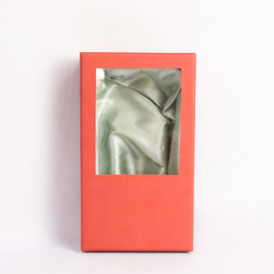 Caja de vino rígida roja de lujo con forro de seda, embalaje de papel de impresión Offset al por mayor personalizado, botellas de regalo Premium, reciclables de Vietnam - Product Image 1