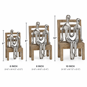 Vente en gros de figurines de couple modernes en métal assises sur une chaise en bois, sculpture pour la décoration de table à la maison, cadeau romantique pour la Saint-Valentin - Product Image 4