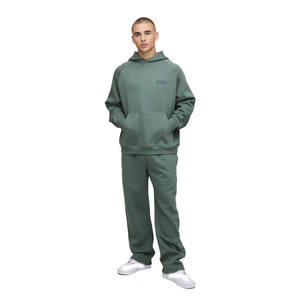 Ensemble survêtement homme bordeaux uni avec sweat à capuche zippé oversize et pantalon large assorti – Vêtements OEM ODM en gros - Product Image 6