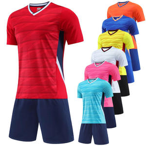 Conjunto de Uniforme de Fútbol Personalizado, Camiseta y Pantalones Cortos Transpirables de Secado Rápido, Ropa Deportiva para Hombres y Jóvenes - Product Image 1