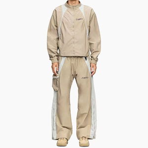 Conjunto de Chaqueta y Pantalones Deportivos Personalizados 100% Poliéster con Cierre de Nylon, Chaqueta Cortavientos con Parches Impresos, Ropa Táctica para Gimnasio - Product Image 4