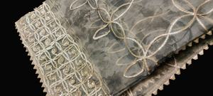 Châle en mousseline de soie fait à la main avec bordure de travail Gota lourd imprimé floral de 100 pouces/Dupatta pour femmes Écharpe d'art artisanal indien de qualité supérieure pour adultes - Product Image 3