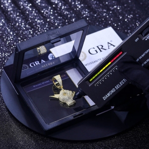 Pendentif main éclair sertie de moissanite, style Hip Hop Bling, en argent sterling 925 - Product Image 5