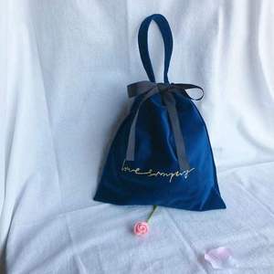 Sac de rangement en jute écologique pour une utilisation durable à la maison et en commerce de détail - Product Image 4