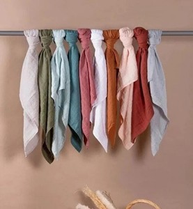 Ensemble de serviettes en coton de couleur unie faites à la main, taille classique personnalisée, serviettes carrées pour la décoration de table, lavables pour la maison et les mariages - Product Image 1