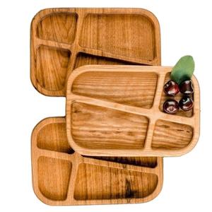 Assiette de service en bois de taille et de forme personnalisables pour chocolats et fruits secs écologique - Product Image 5