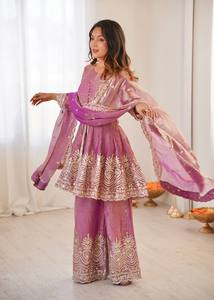 Conjunto de palazzo de seda de dos tonos para mujer con bordado de lentejuelas y trabajo de espejo real, top completamente cosido y dupatta de diseñador. - Product Image 3