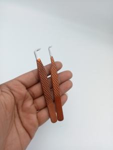 Pinzas de Precisión para Pestañas con Logotipo Personalizado al por Mayor, Marca Personalizada, Punta Suave, Modelo 799, Hechas en Pakistán para el Cuidado de las Pestañas - Product Image 3