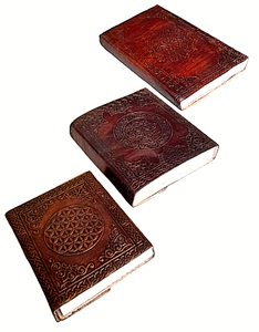 Diario Encuadernado en Cuero Genuino con Grabado Celta, Hecho a Mano, Papel de Comercio Justo, LARP - Product Image 2