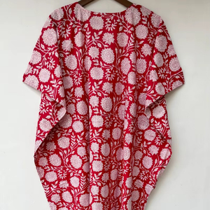 Robe maxi en coton kaftan à fleurs rouges indiennes, style hippie, pour la plage, pour femmes - Product Image 1