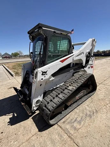 Cargadora Compacta de Orugas T870 2018 con Cabina Cerrada, Máquina de Construcción de Alto Rendimiento - Product Image 3