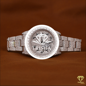 Reloj de Diamantes Moissanite de Diseño con Esfera Personalizada, Completamente Adornado con Piedras y Lujo Sofisticado para Hombre - Product Image 2