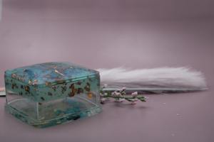 Caja de Joyería de Resina Floral Hecha a Mano, Premium y Personalizada, Organizador Decorativo para Guardar Joyas, Pequeño Contenedor de Regalo de Resina - Product Image 3