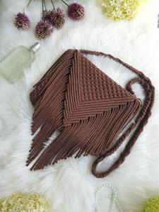 Sac bandoulière en macramé fait main avec pompons, style bohème, décoration intérieure - Product Image 3