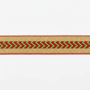 Neelkamal Industries - Cinta de encaje jacquard Chevron roja y verde de 25 mm con bordes metálicos dorados para lazos, saris, lehengas y manualidades - Product Image 2