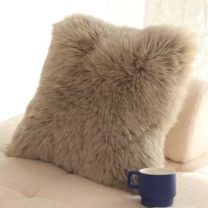 Coussin moelleux et duveteux de luxe, coussin en fourrure douce et moelleuse, coussin de lit chaud pour canapé, chambre à coucher, décoration de la maison, vente en gros - Product Image 5
