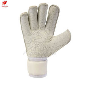 Guantes de portero de espuma de látex de primera calidad para una absorción de impactos superior, equipo profesional para el rendimiento en partidos. - Product Image 4