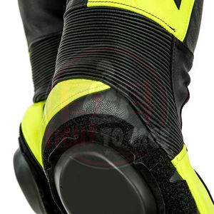 Traje de Motociclismo Personalizado de Cuero Genuino para Carreras, Marca Alpinestar Dainese - Product Image 3