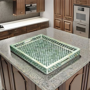 Bandeja Rectangular de Madera Moderna ZigraBone con Patrón Geométrico Pintado a Mano, Diseño Minimalista, Ecológica, Duradera y Decorativa - Product Image 1