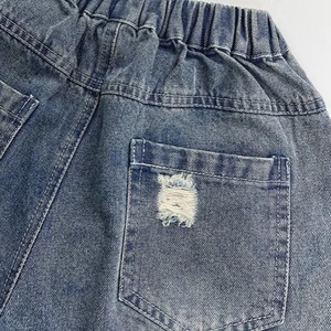 Shorts en jean tendance pour garçons, vêtements décontractés pour tous les jours, tissu en jean de qualité supérieure avec coupe confortable, usine de vêtements OEM au Bangladesh - Product Image 3