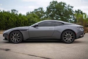 Aston Martin DB11 Usado del 2020 - Product Image 1