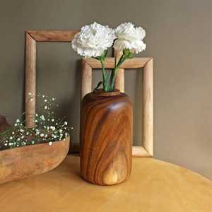 Jarrón de Madera de Nogal Hecho a Mano, Diseño Minimalista, Maceta Decorativa Moderna de Madera Sólida para Decoración de Mesa en Hogar u Oficina - Product Image 4