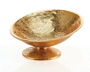 Bol en métal doré martelé fait main sur pied, centre de table décoratif - Product Image 1