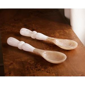 Las cucharas de resina más vendidas y populares son herramientas versátiles, duraderas y elegantes que se utilizan tanto para el servicio de alimentos como para manualidades especializadas.2026 - Product Image 1