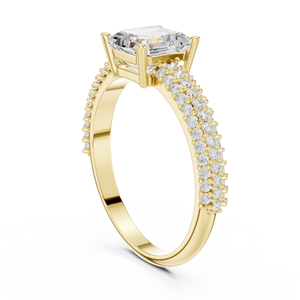 Bague de fiançailles en or jaune pour femme avec diamant taille Asscher et diamants naturels latéraux, style classique - Product Image 2