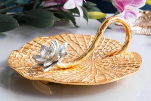 Boîte à mouchoirs en métal faite à la main, design lotus, style oriental, plateau décoratif pour table - Product Image 4