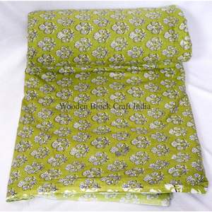 Tissu en coton indien imprimé à la main, magnifique impression au bloc artisanal par Robe Cotton Textile Fabrics, tissus en coton imprimé pour vêtements féminins - Product Image 3