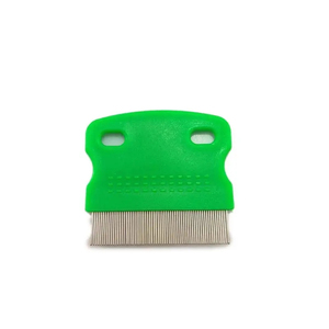 Cepillo de doble cara de plástico para eliminar el pelo de mascotas, herramientas sostenibles para el aseo de perros con cortador de nudos de pelo para gatos - Product Image 2