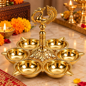 Lámpara de aceite de latón con forma de pavo real y 6 cuencos, decoración tradicional hindú para Puja, para el festival Diwali, culto en templos y regalos religiosos - Product Image 2