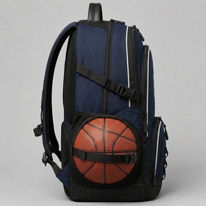 Bolsa de baloncesto personalizada con tela resistente, amplio espacio de almacenamiento, múltiples compartimentos, correas ajustables y transporte cómodo. - Product Image 3