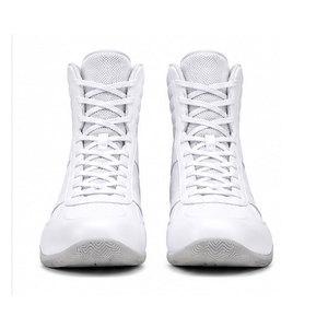 Chaussures de boxe athlétiques de pointe offrant une mobilité flexible et des chaussures de boxe durables fabriquées au Pakistan - Product Image 1