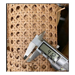 Rouleau de tressage en rotin naturel de haute qualité, idéal pour la réparation de sièges de chaises et la décoration intérieure de luxe - Product Image 2